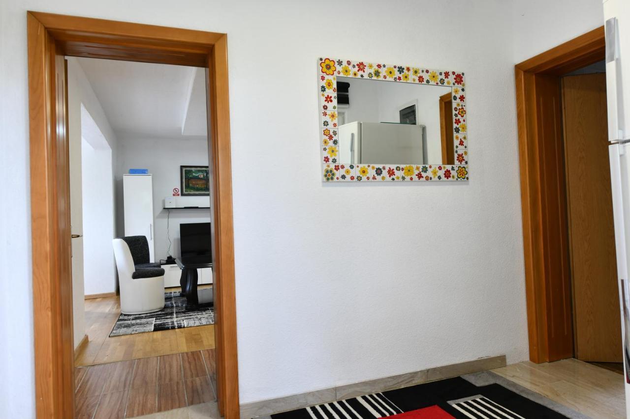 Appartamento Lora Rakovica Esterno foto